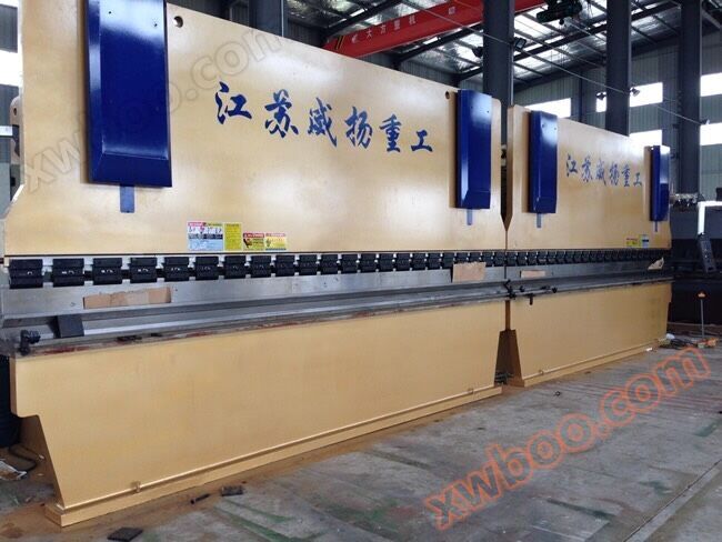WC67K (Y) การเชื่อมโยงเครื่องคู่ CNC เครื่องดัดแผ่นไฮโดรลิค
