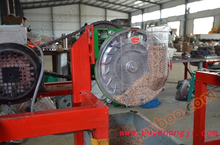 高粱排种器勺轮细节图