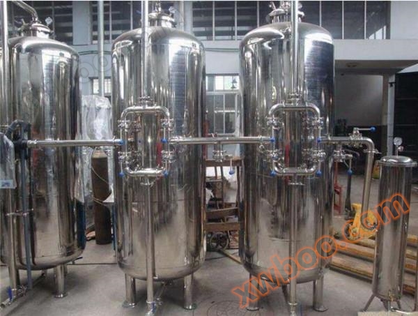 多介质过滤器是常用的水质深度净化的预处理装置，可根据工艺要求填加不同的滤料