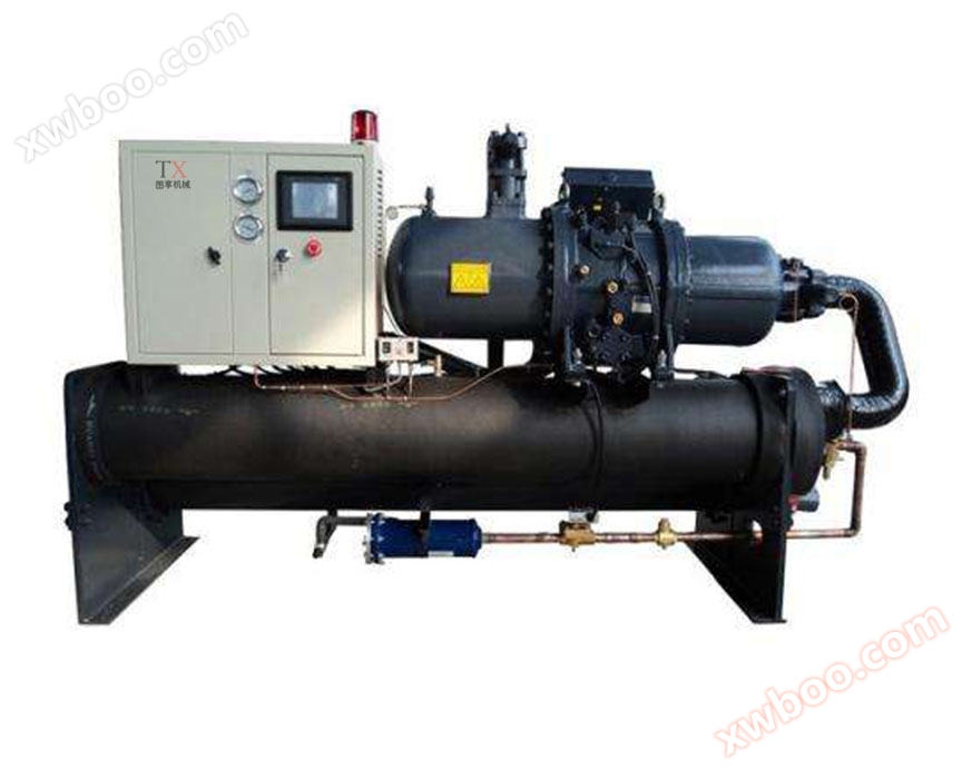 Low temperature saltwater freezer