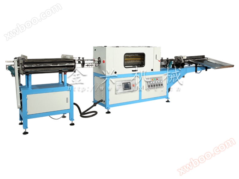 CU-135 Becherkantenmaschine