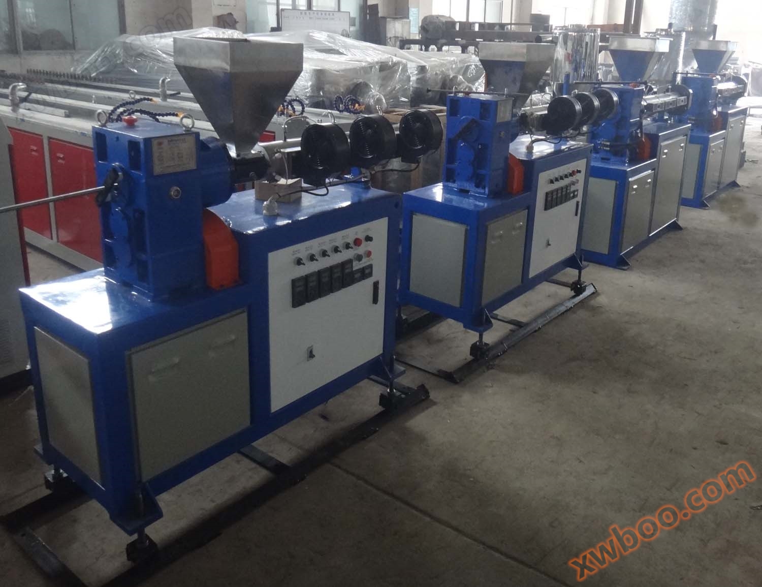 Extrudeuse de laboratoire à vis unique (coextrusion)