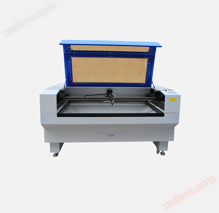 Laserový řezací stroj bez lepidla